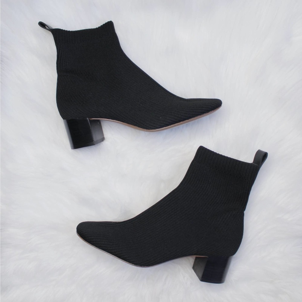 Everlane Black Ribbed Glove Boot